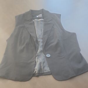 Worthington Black Sleeveless Blazer